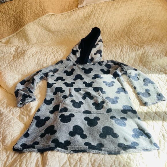 DISNEY MICKEY MOUSE FAUX FUR FLEECE Women’s Blue Long Sleeve Pullover Hoodie - Picture 1 of 4